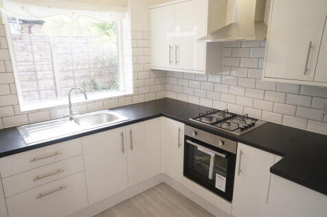 3-bed semi-detached on Westholme Road, Didsbury, M20 3QZ, £1,600/mo