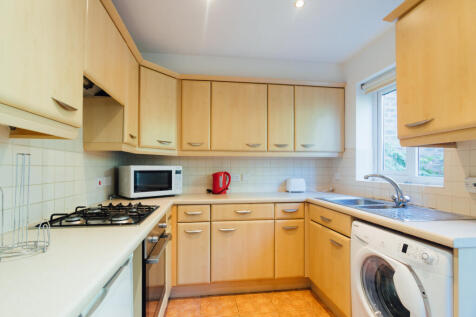 3-bed house on Adam Dale, Loughborough, £1,690/mo
