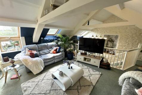 First Floor - Mezzanine Balcony