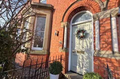 Kenmount Place