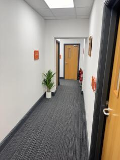 Communal Hallwya