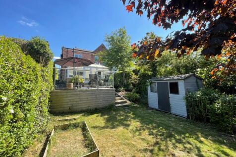 39 Victoria garden 3.jpg