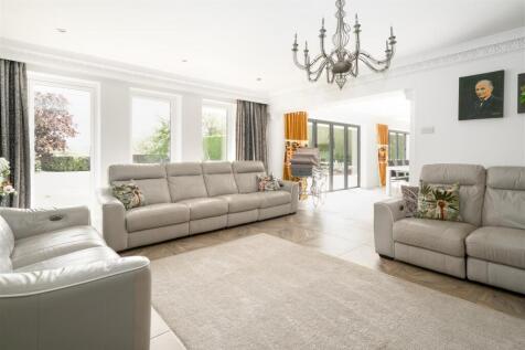 Open Plan Living_-10.jpg