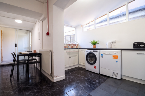 Minny Street, Cathays, Cardiff, CF24 photo 3