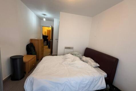 Stillwater Drive, Manchester, M11 photo 5