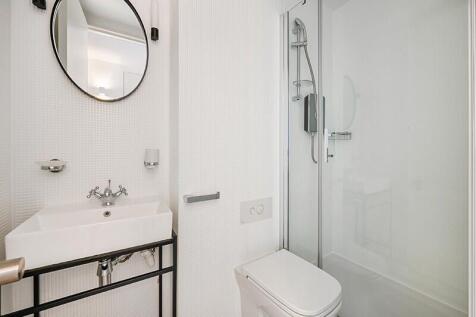 Durham Road, London, SW20 0TL photo 3