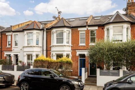 Askew Crescent-14.jpg
