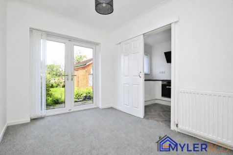 Clincton View, Widnes, WA8 photo 4