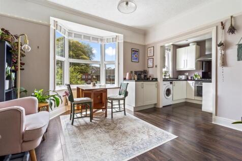 39a Grove Road-001.JPG