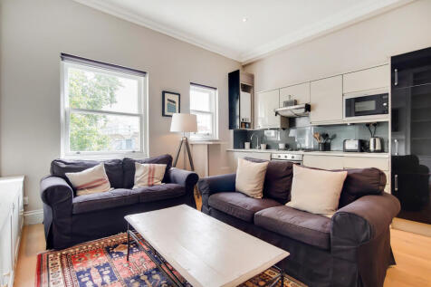 Kitchen/Reception