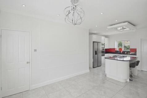 Dryden Avenue, Birdholme, Derbyshire photo 4