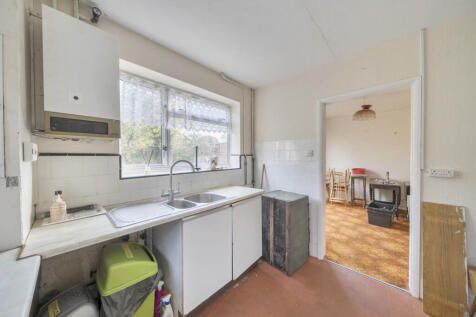 1360718-8-68d647b...