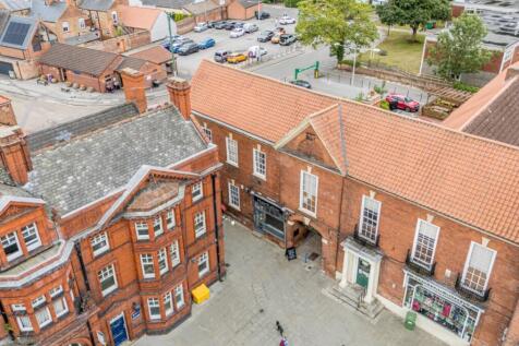 1319758-3-6880054996d73