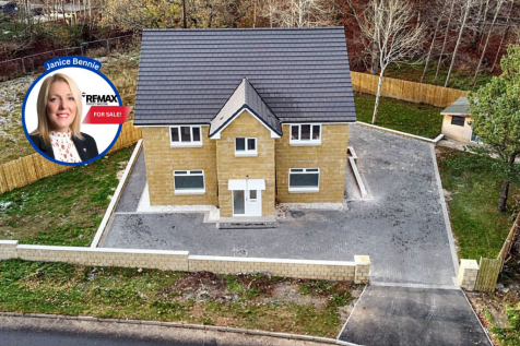 Livingston, EH54 - property photo