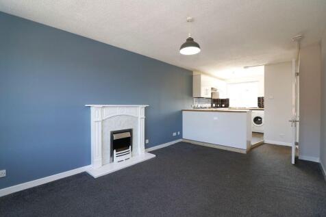 Open Plan Lounge / Kitchen