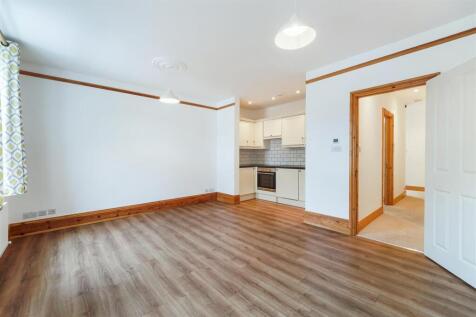 Living Room 1.jpg