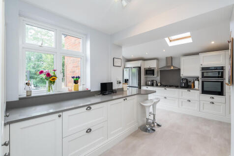 Townfield Road, Dorking photo 3