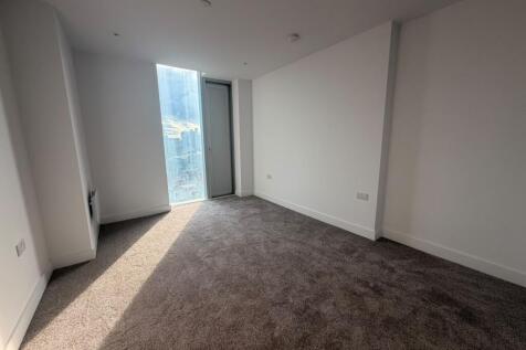 Crown View, Dantzic Street, Manchester photo 3