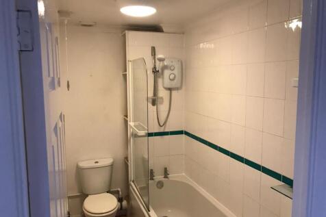 42 CH Bathroom.jpg