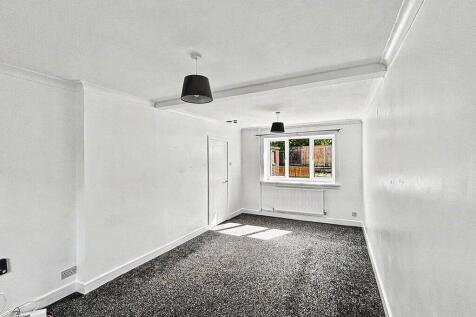 Whincover Drive, Leeds, LS12 photo 4
