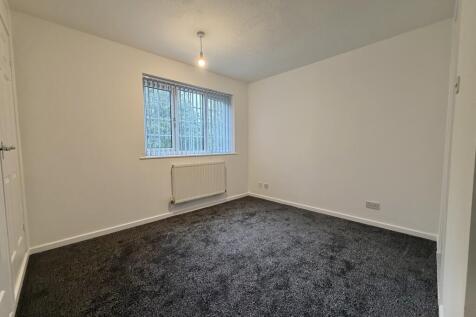 Bluebell Crescent, Wednesfield, WV11 photo 3