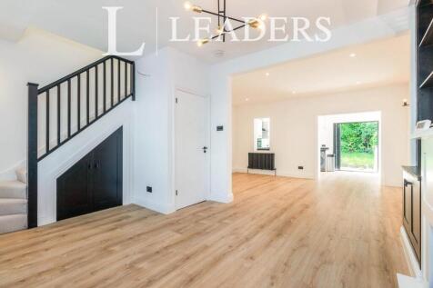 Kings Road, Long Ditton, Surbiton, KT6 photo 4