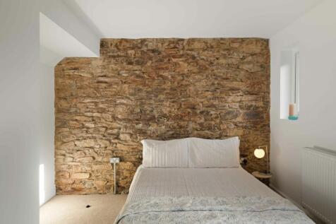 100 Victoria Road, Dartmouth_Bedroom 1