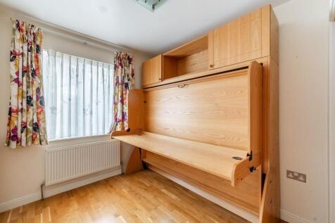 Wood End Road, Harrow, HA1 photo 2