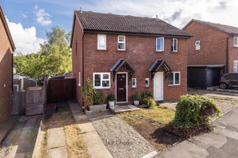 5 Hawthorn Walk, TN2 3UH 001.jpg