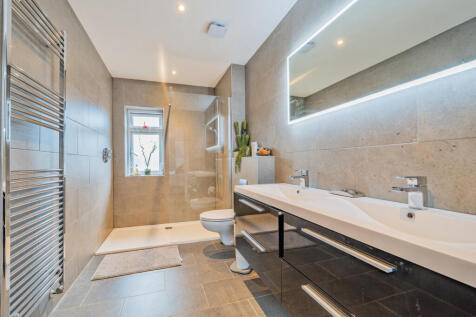 Ensuite Shower Room