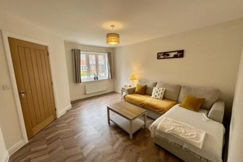 Living Room (1/2)