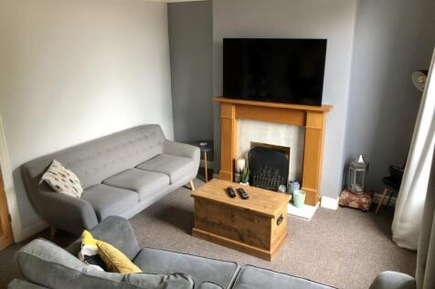 Northfield Place, Rothwell, LS26 photo 3