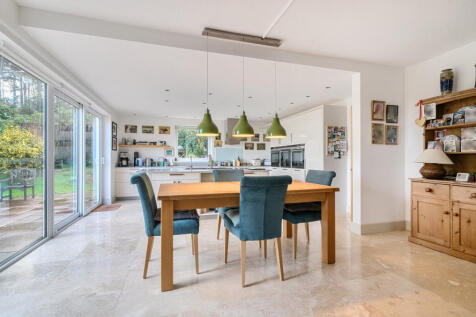 1388384-16-6939a6...