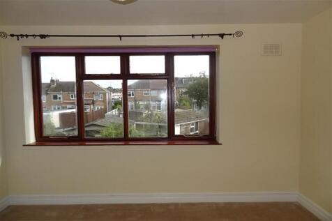 Ruskin Close, CV6 photo 4