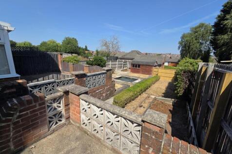 rear garden.jpeg