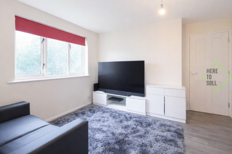 Magpie Close, Enfield EN1