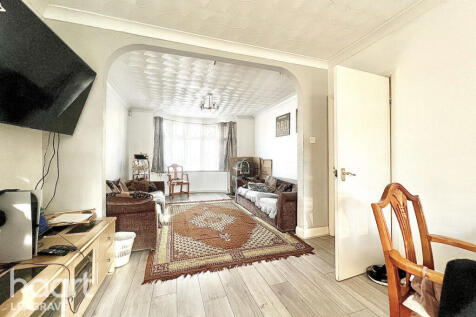 Click to visit Rightmove listing