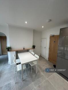 Kent Avenue, Beeston, NG9 photo 4