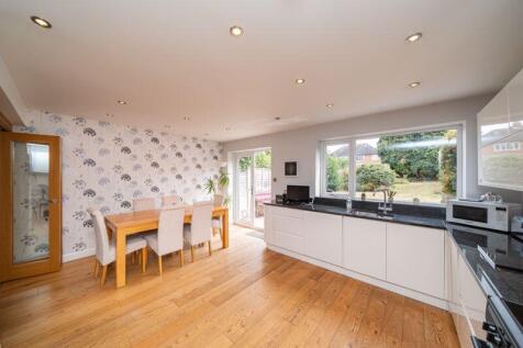 EXTENDED DINING KITCHEN