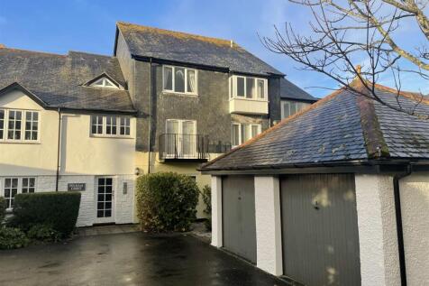 2-bed flat on Pelham Court, St. Smithwick Way, £1,500/mo