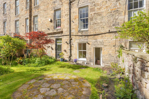 25a Scotland Street 35