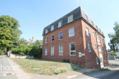 1-bed flat on Christchurch Street, Ipswich, £725/mo