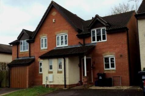 47 Parklands Front.jpg