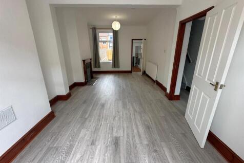 NORTON ROAD, KINGSTHORPE - NN2 photo 4
