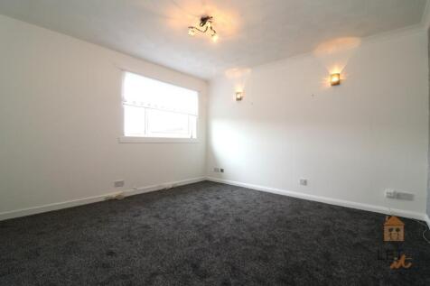 Glenmuir Court, Ayr, KA8 photo 4