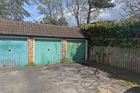 garage.jpg