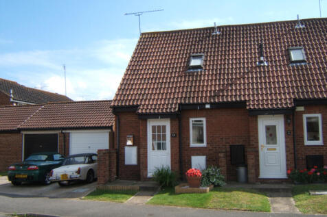 1 bed end terrace to rent Armoury Drive, Gravesen