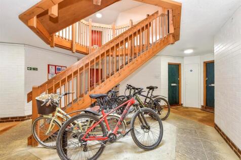 Communal Entrance Hall