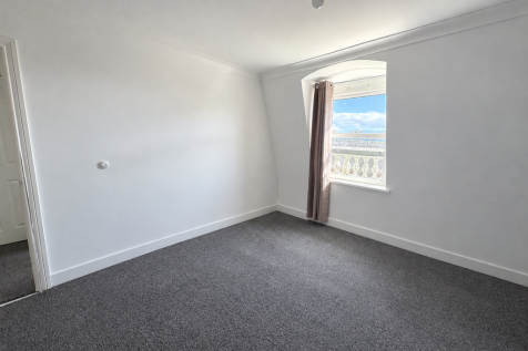 79 Embankment Road, Flat 6 photo 3