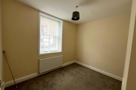 24A, Kirkgate, Thirsk, YO7 photo 4